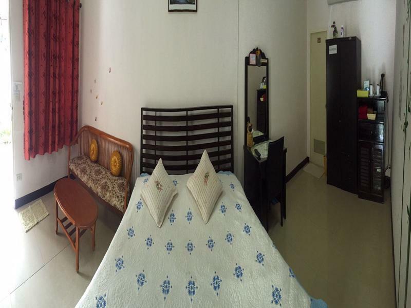 Hotel Gusto House Chiang Mai Esterno foto