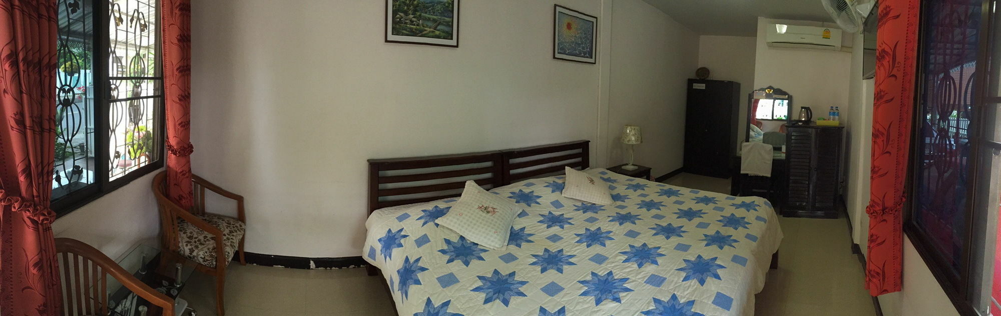 Hotel Gusto House Chiang Mai Esterno foto