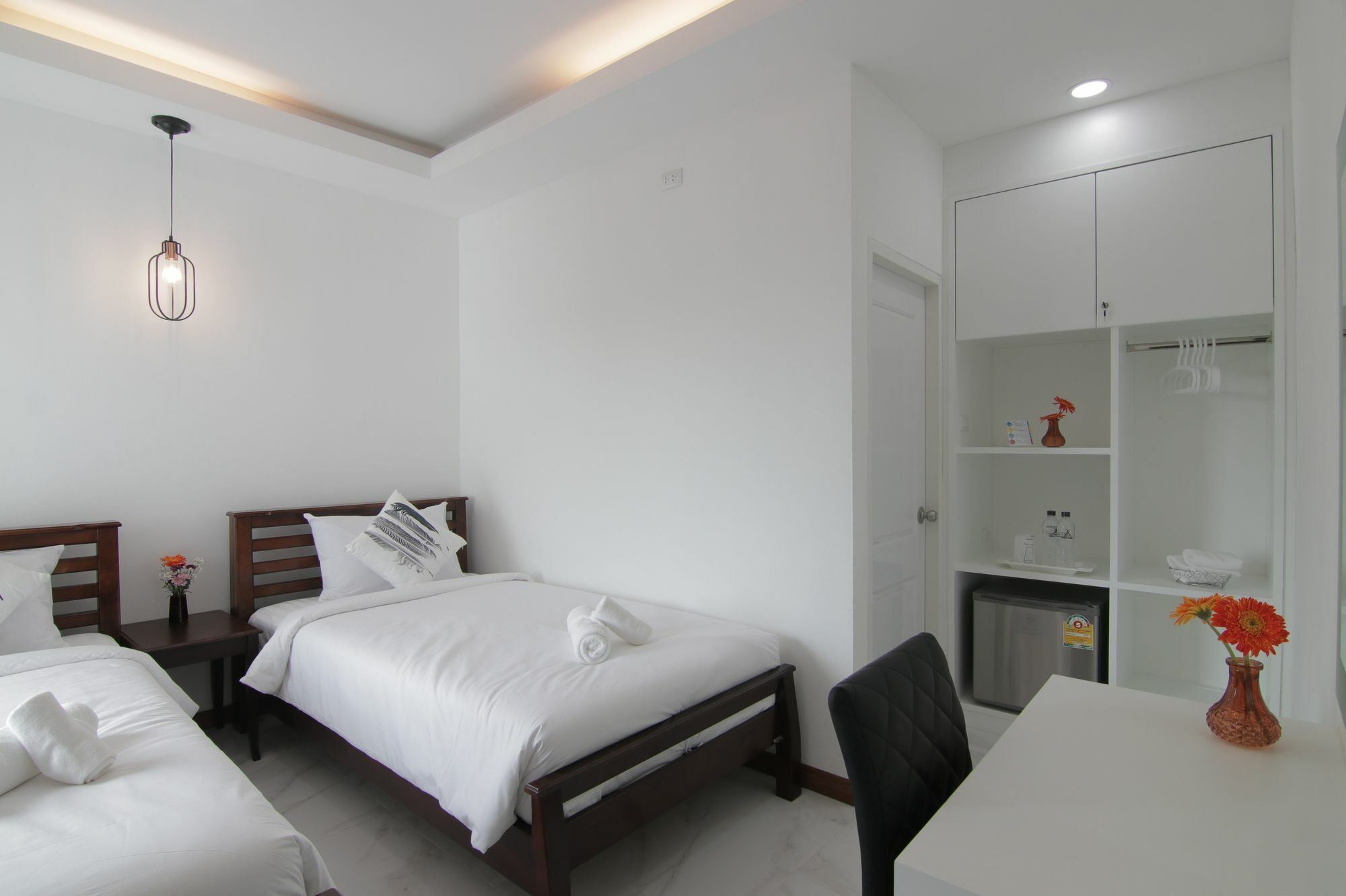 Hotel Gusto House Chiang Mai Esterno foto